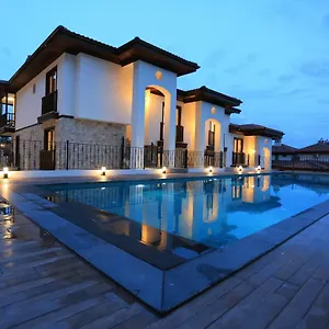  Apartment Verde Suites Akyaka